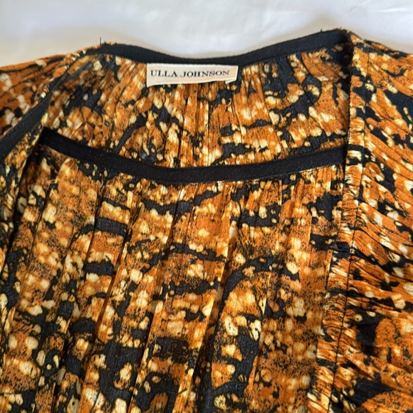 Ulla Johnson Kemala dress in Marigold. Wrap v neck dress. Excellent condition. - Picture 10 of 11
